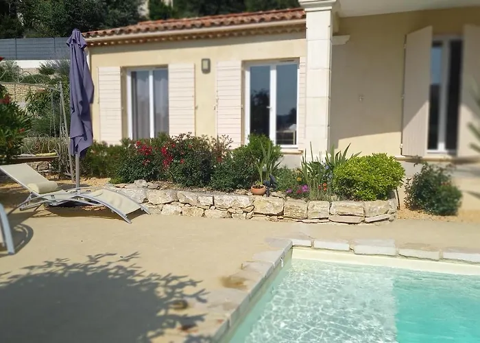 La Benvingude Bed & Breakfast 3*